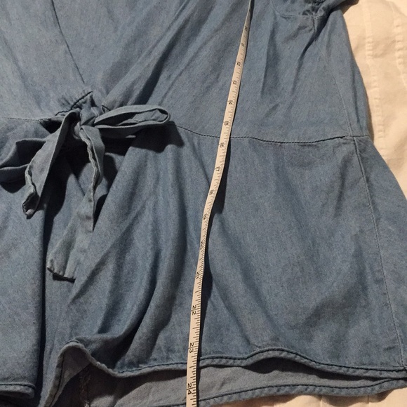 JW Style Blouse - Picture 7 of 10